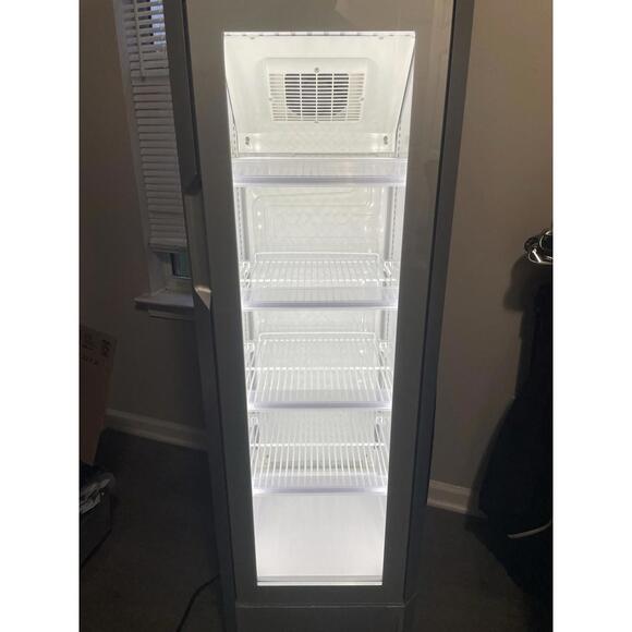 Red Bull Fridge RB-SMC 130 Eco GDC Slim Medium 105V - Picture 2 of 12